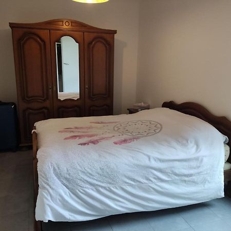 Superbe appartement en rez-de-jardin à LANTON Exterior foto